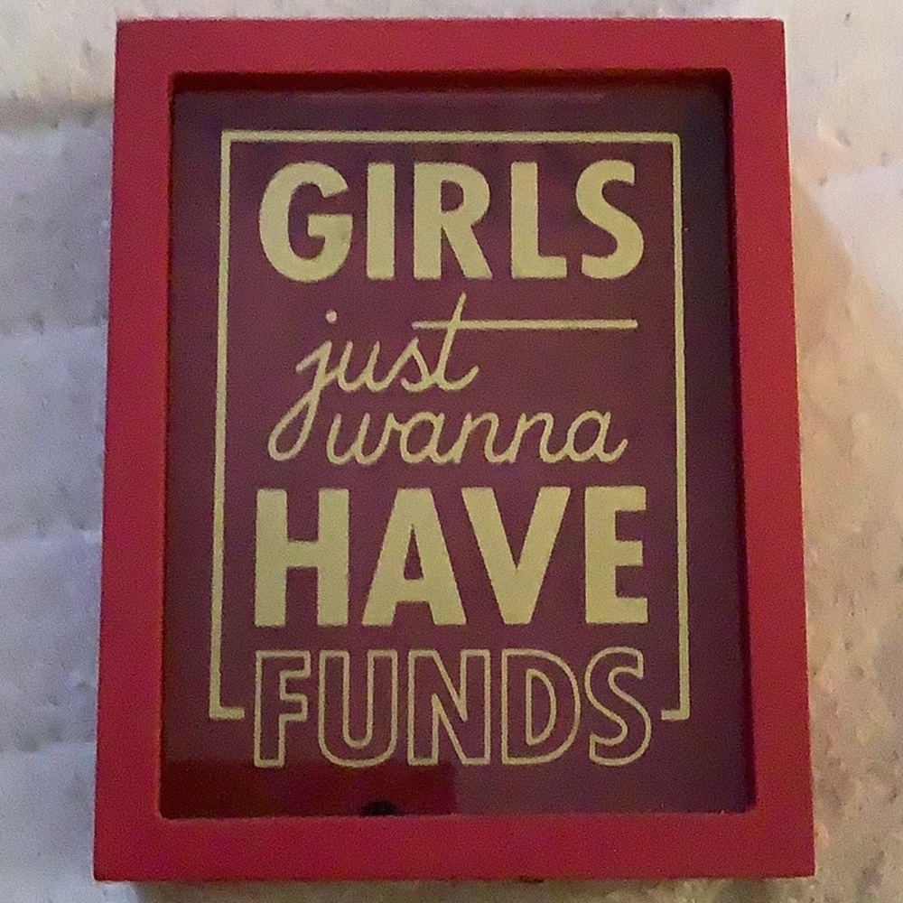 RED Wooden Girls just wanna have FUNDS Bank.. NWOT